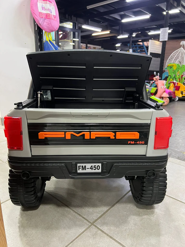 gt3 amg mercedes benz racing division kids electric ride on car gt3 amg mercedes benz racing division kids electric ride on car